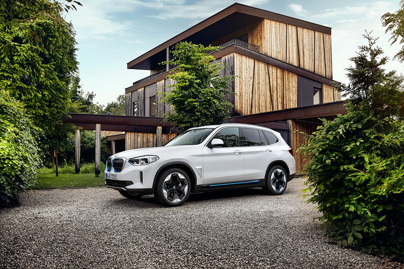 Der erste BMW iX3