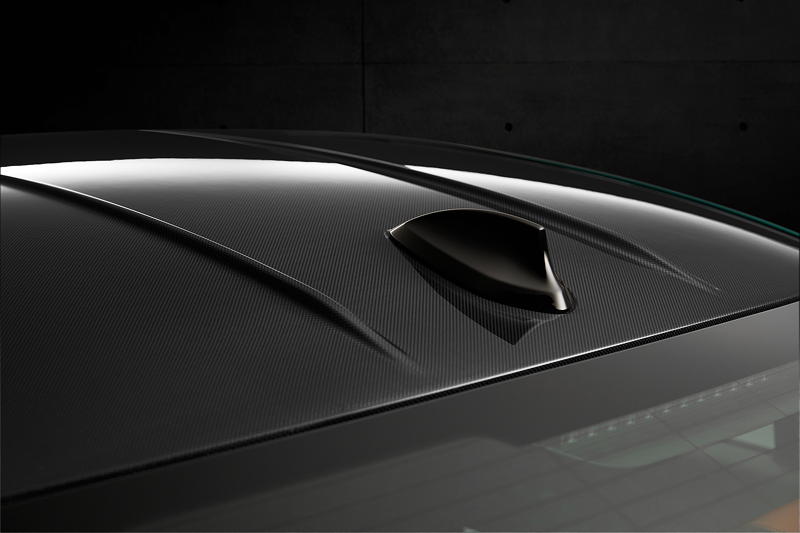 BMW M3 Competition Limousine, Carbon Dach mit zwei Finnen und Antenne.