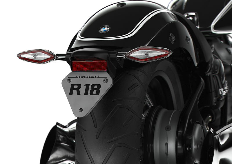 BMW R 18