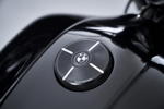 BMW R 18 First Edition. Individualisierung. Tankdeckel im 'Roland Sands Design'.
