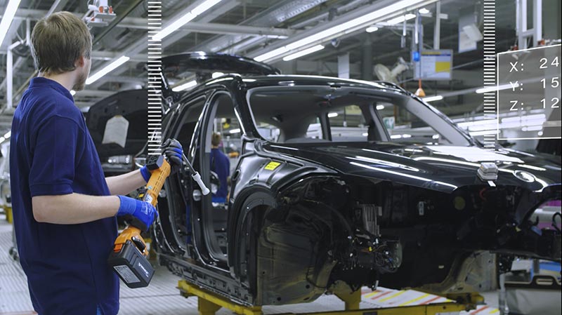 Prozessautomatisierung in Echtzeit: Neben Schraubvorgngen werden bei BMW viele weitere Produktionsprozesse mittels Ortungsdaten automatisiert gestartet, gestoppt und abgesichert.