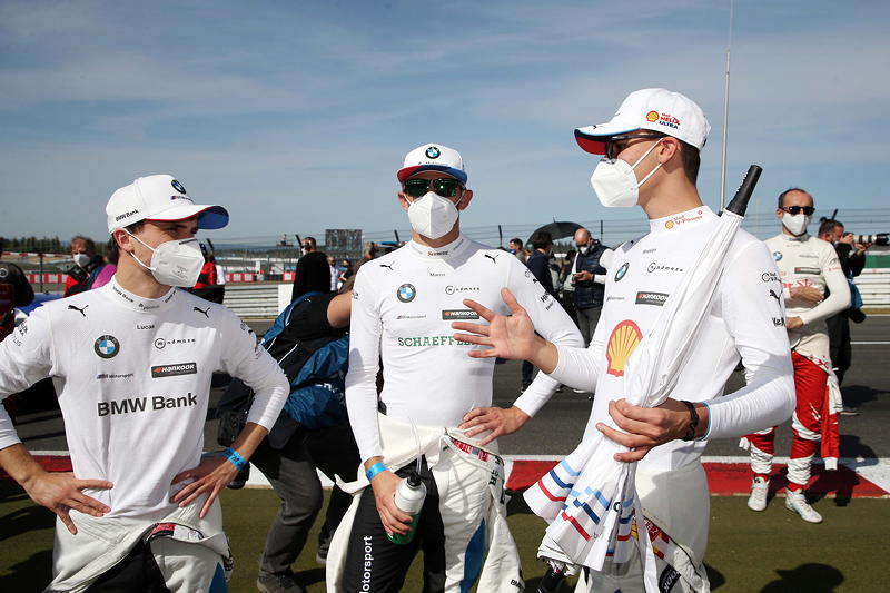 Nürburgring, 20.09.2020. DTM Rennen 12, Lucas Auer (AUT), Marco Wittmann, Sheldon van der Linde (RSA), und Robert Kubica (POL).