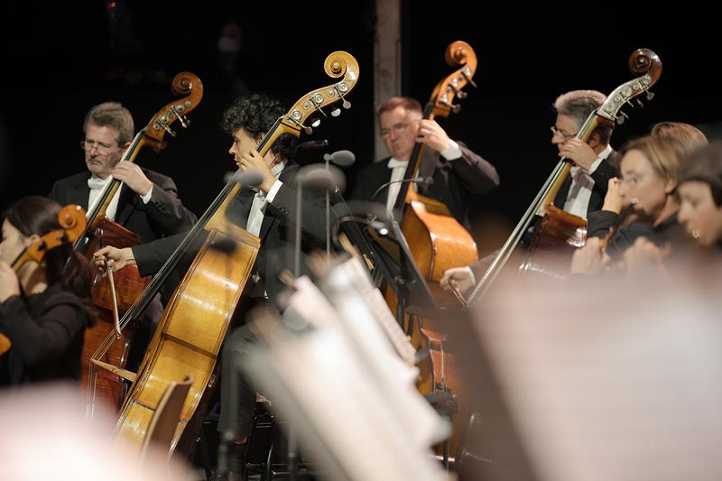 Staatsoper fr alle 2020: Live-Konzert mit Daniel Barenboim, der Staatskapelle Berlin sowie Anne-Sophie Mutter, Julia Kleiter, Waltraud Meier, Andreas Schager, Ren Pape und dem Staatsopernchor.