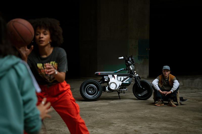 BMW Motorrad Concept CE 02. Alive Artwork.