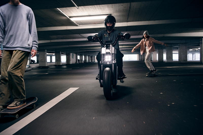  BMW Motorrad Concept CE 02. Alive Artwork.