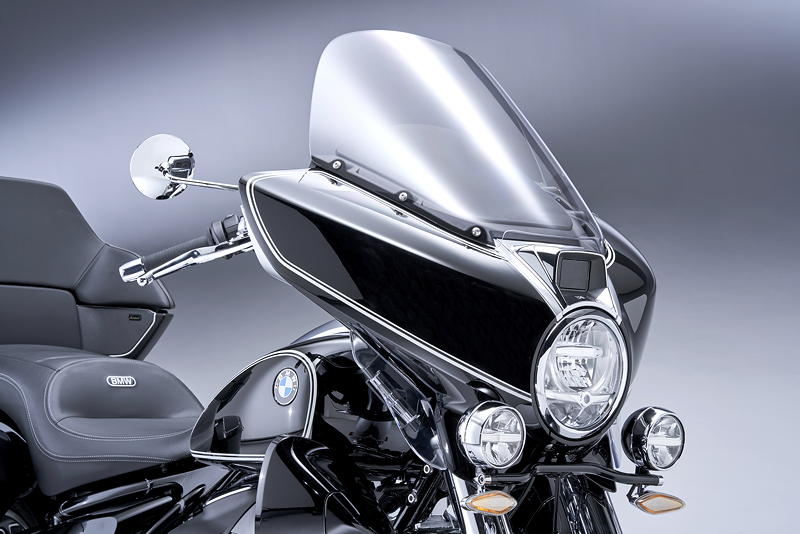 BMW R 18 Transcontinental. Frontverkleidung mit hohem Windschild