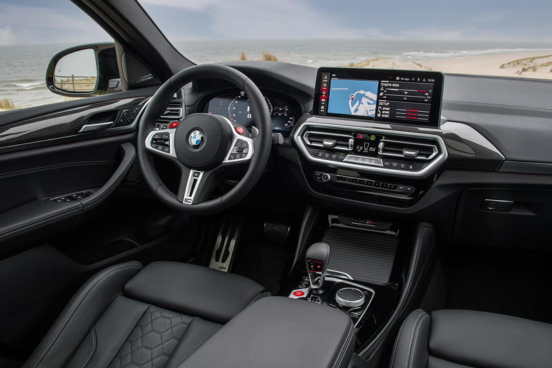 Der neue BMW X4 M Competition, Interieur vorne