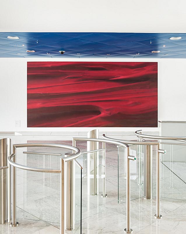 Gerhard Richter, Rot, l auf Leinwand, 3m x 6m, 1973. Foyer der BMW Group Konzernzentrale in Mnchen