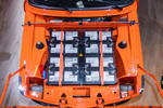 IAA 2021: BMW 1602 Elektro, 12 Autobatterien als Energiespeicher auf einer Palette, auswechselbar