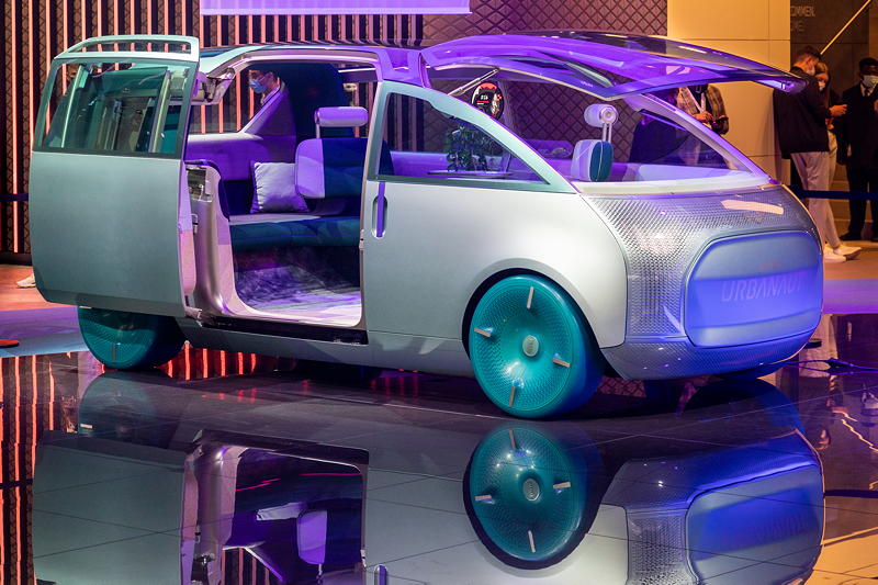 MINI Vision Urbanaut