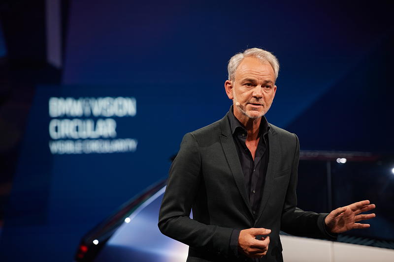BMW Group auf der IAA Mobility 2021, Adrian van Hooydonk, Leiter BMW Group Design.