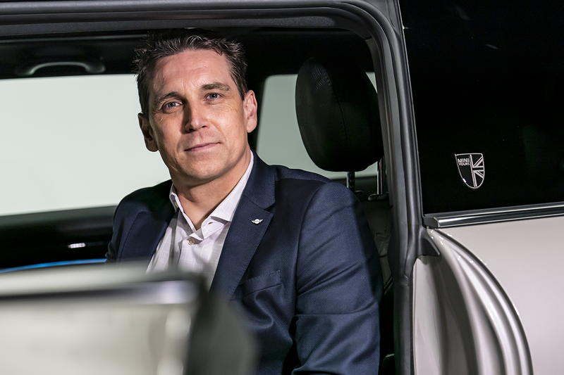 Bernd K�rber, Leiter Marke MINI und der MINI Cooper S 3-T�rer