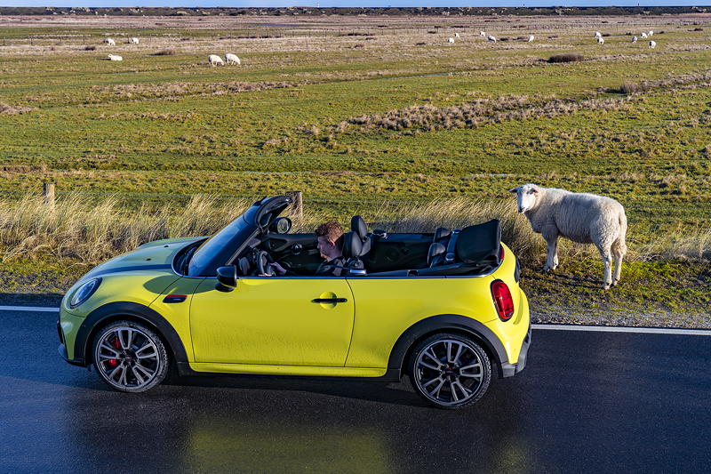 MINI John Cooper Works Cabrio