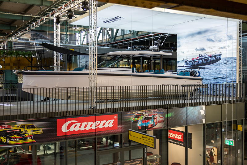 MotorWorld Mnchen: Brabus Marine Motoryacht