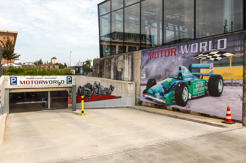 MotorWorld Mnchen, Einfaht Tiefgarage