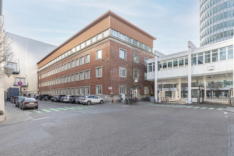 100 Jahre BMW Werk Mnchen; Haupttor Werk Mnchen, Richtung Hochhaus