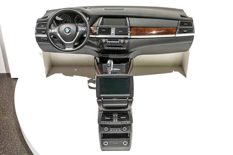 BMW Museum: Sonderausstellung RE:IMAGINE, BMW X5 Cockpit (2013)