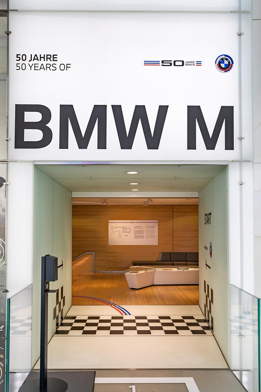 BMW Museum: Sonderausstellung 50 Jahre BMW M, Start des Rundgangs