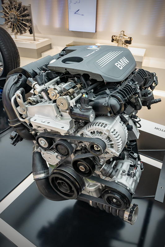 BMW Museum: Vierzylinder Motor, ab 2015, verbaut u. a. im BMW 2er Active Tourer
