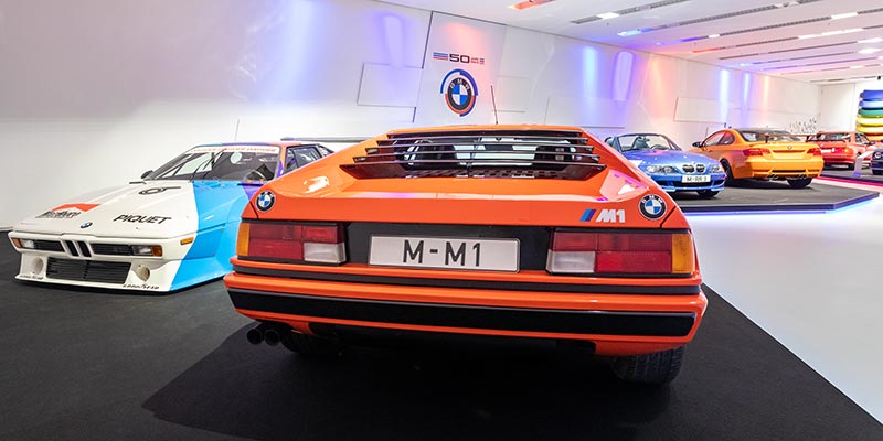 BMW Museum, Sonderausstellung 50 Jahre BMW M: BMW M1, Bj. 1978, 399 Einheiten gebaut, R6-Motor, 277 PS, vmax: 262 km/h
