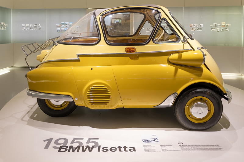 BMW Museum: BMW Isetta, das 'Motocoup' wurde ursprnglich von der Firma Iso in Italien entwickelt