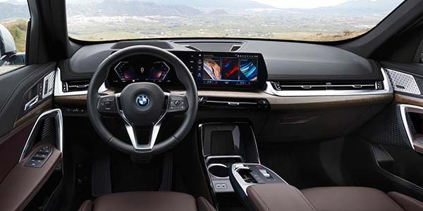 Der erste BMW iX1 xDrive30, Cockpit