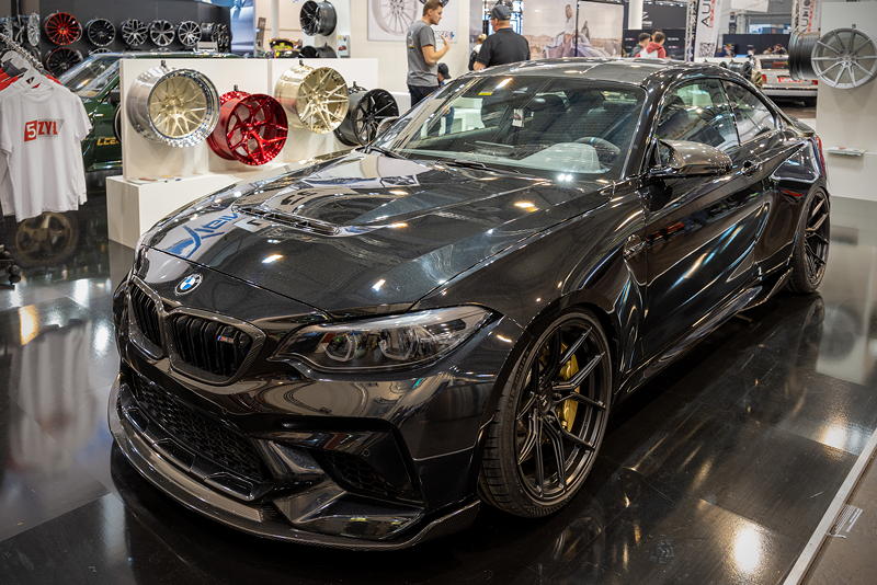Essen Motor Show 2022: BMW M2 Competition auf dem Stand von Yido Wheels