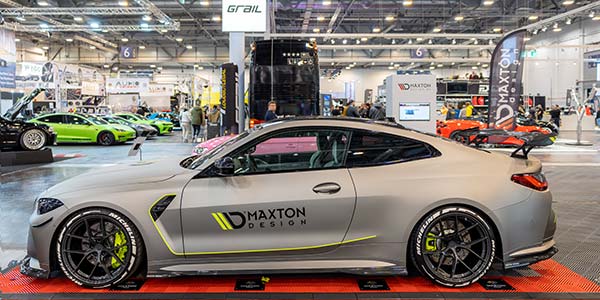 Essen Motor Show 2022: BMW M4 mit Carbon Splitter Set, MaxtonDesign