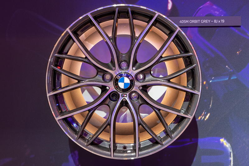 BMW M Performance auf der Essen Motor Show 2022: 405M Orbit Grey - 8J x 19