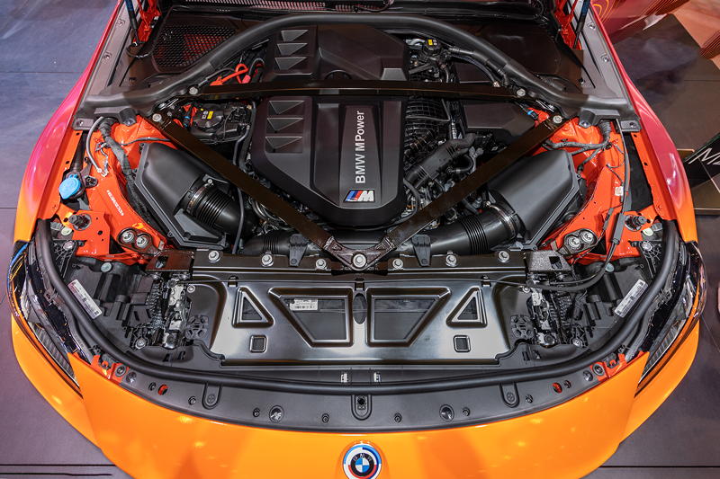 Essen Motor Show 2022: BMW M2 mit BMW M Performance Parts, Motorraum