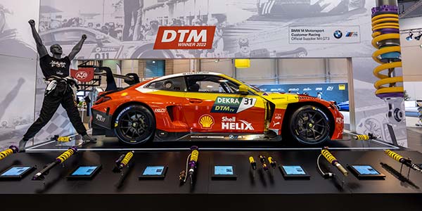 Essen Motor Show 2022: BMW M4 GT3, DTM Champion 2022, Fahrertitel Sheldon van der Linde, Teamtitel Schubert Motorsport