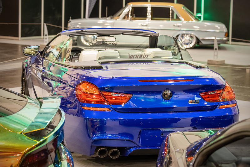  BMW M6 Cabrio in der tuningXperience, Essen Motor Show 2022, BMW Individual Vollleder Ausstattung Merino in wei/grau