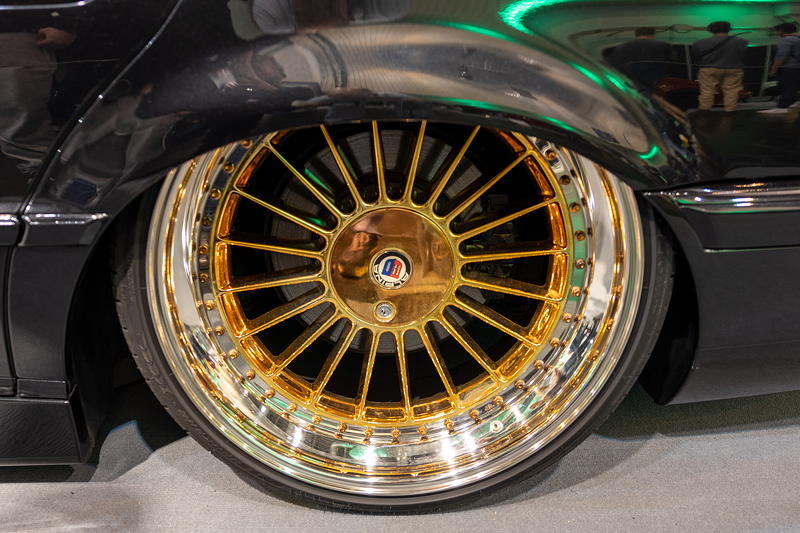 BMW 740Li in der tuningXperience, Essen Motor Show 2022, auf Alpina Classic Felgen in 21 Zoll, HA: 10 J x 21 Zoll, ET 17 mit 255/30/21