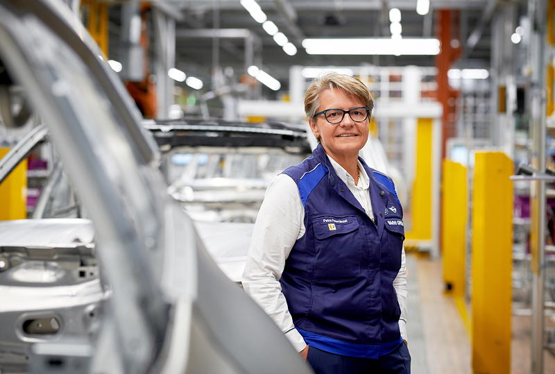 Petra Peterhnsel, Leiterin BMW Group Werk Leipzig(ab Jan. 2022)