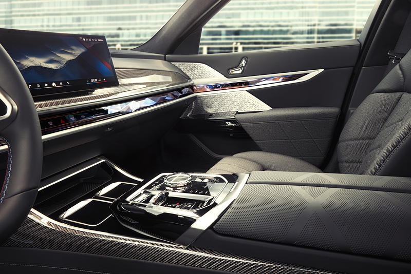 BMW i7 M70 xDrive, Interieur vorne