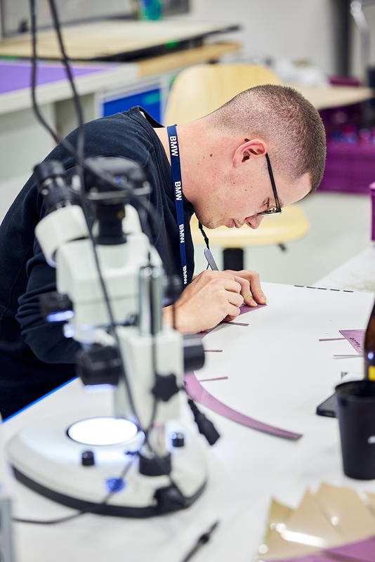 BMW i Vision Dee - E Ink Behind the Scenes