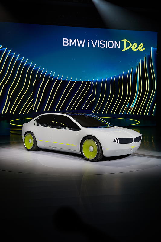 BMW i Vision Dee - CES Las Vegas