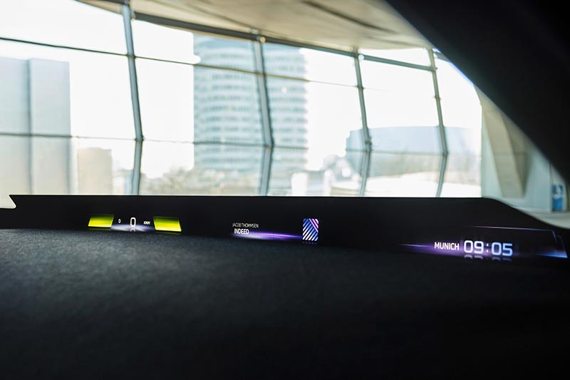 BMW Panoramic Vision – Neues Head-Up Display für die NEUE KLASSE von BMW. Beifahrerseite.