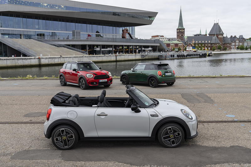 MINI Electric Family