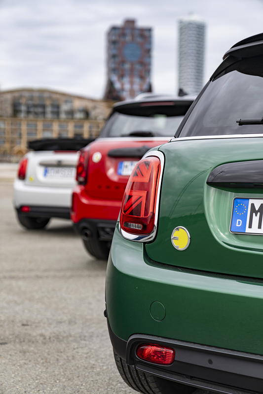 MINI Electric Family