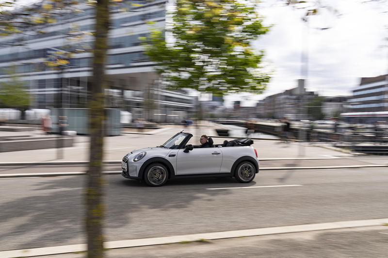 MINI Cooper SE Cabrio