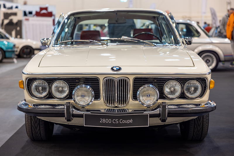 Techno Classica 2023: BMW 2800 CS (E9) in Chamonix Weiss von Cornel Koch, ausgestellt vom BMW Coup Club