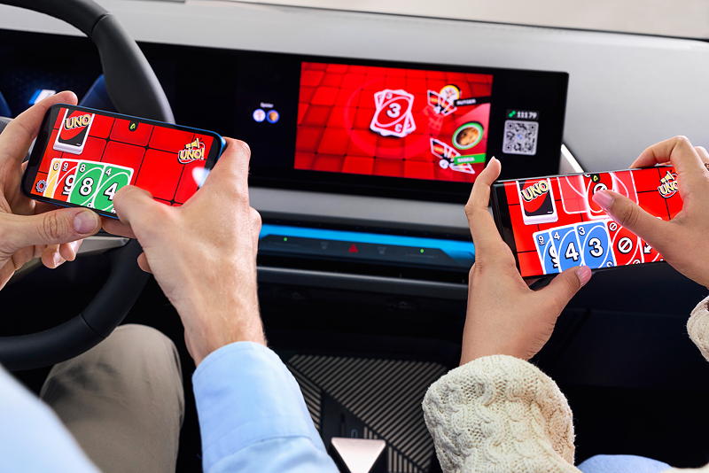 Das weltweit bekannte UNO Kartenspiel als neues In-Car Gaming Erlebnis