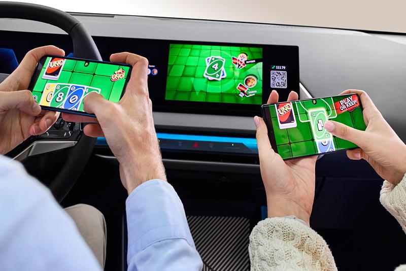 Das weltweit bekannte UNO Kartenspiel als neues In-Car Gaming Erlebnis
