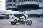 Eine BMW R 18 Transcontinental fr Papst Leo XIV.