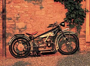 1923: BMW R 32 - Das erste Motorrad von BMW