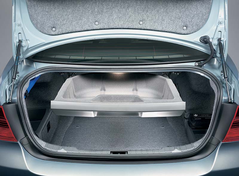 Der neue 3er-BMW (Modell E90), hier der 320d