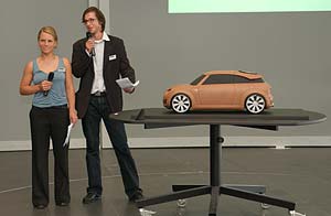 Gewinnerpaar der BMW Group Design Modelling Competition
