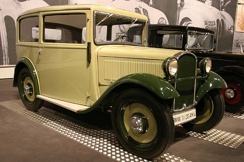 BMW 3/20 PS AM 4 Limousine auf der Techno Classica 2004 in Essen