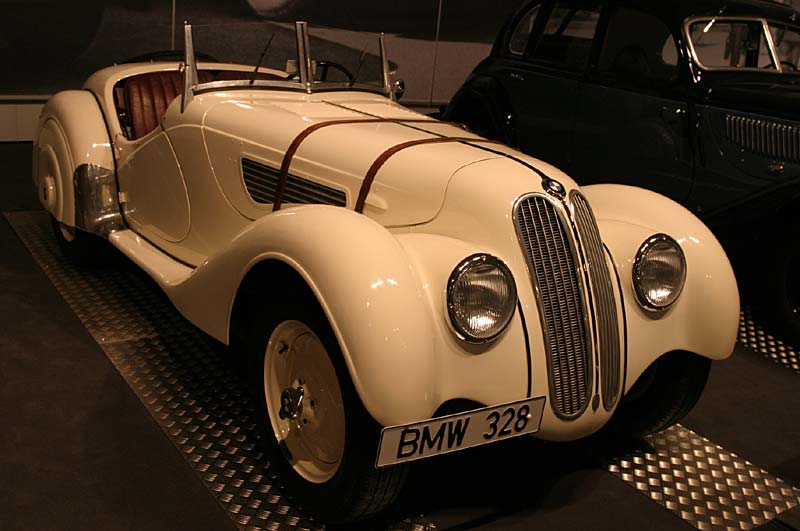 BMW 328 auf der Techno Classica 2004 in Essen